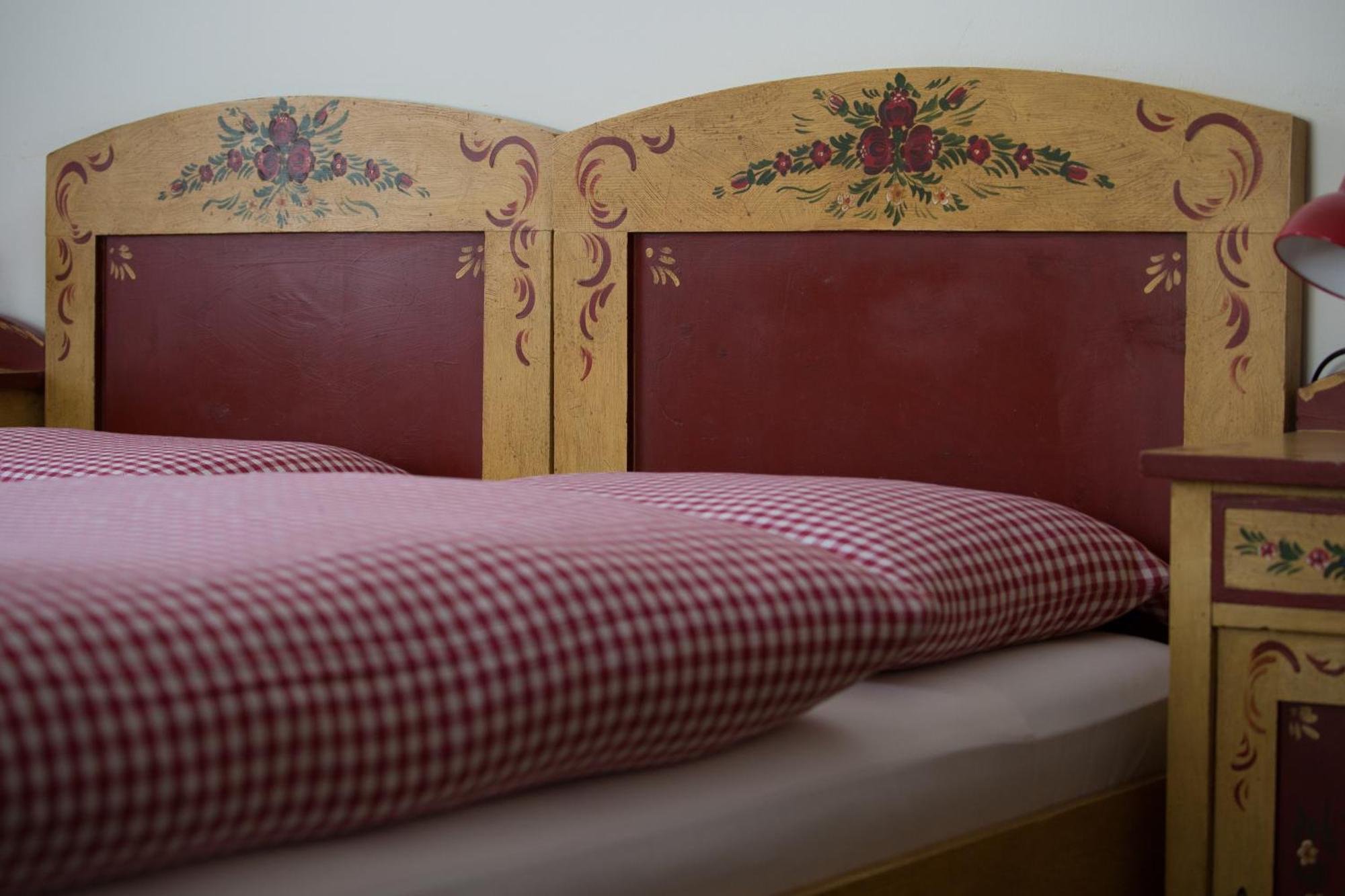 Appartementhaus Sapelza Dobbiaco Extérieur photo